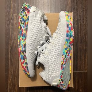 NOBULL white/wild knit runner